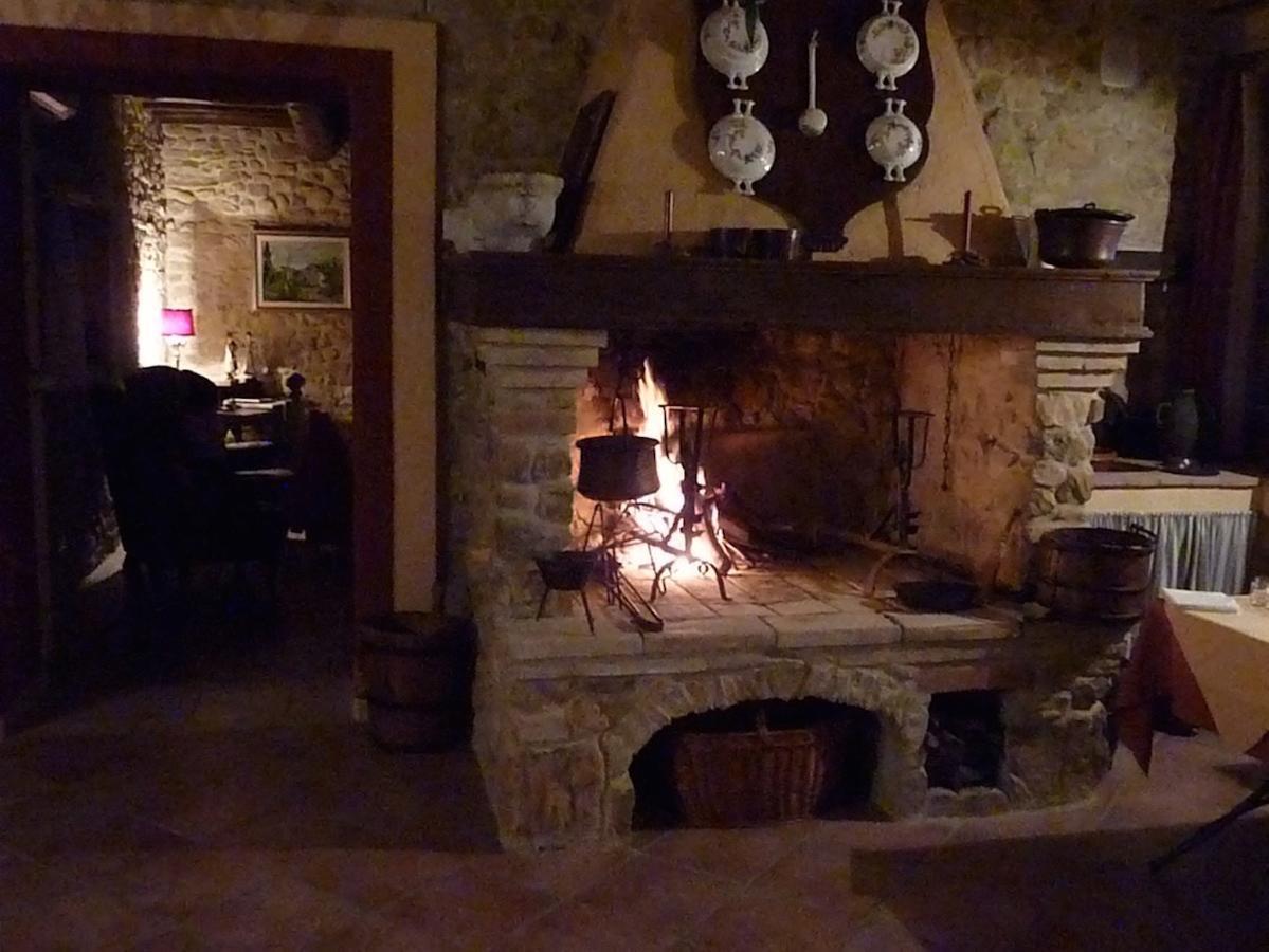Genius Loci Country Inn ベヴァーニャ エクステリア 写真